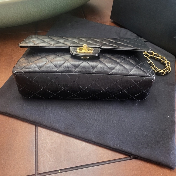 Chanel Black medium double flap - Picture 9 of 15